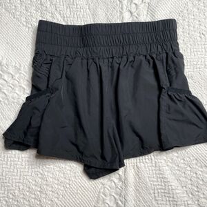 freepeole movment shorts
